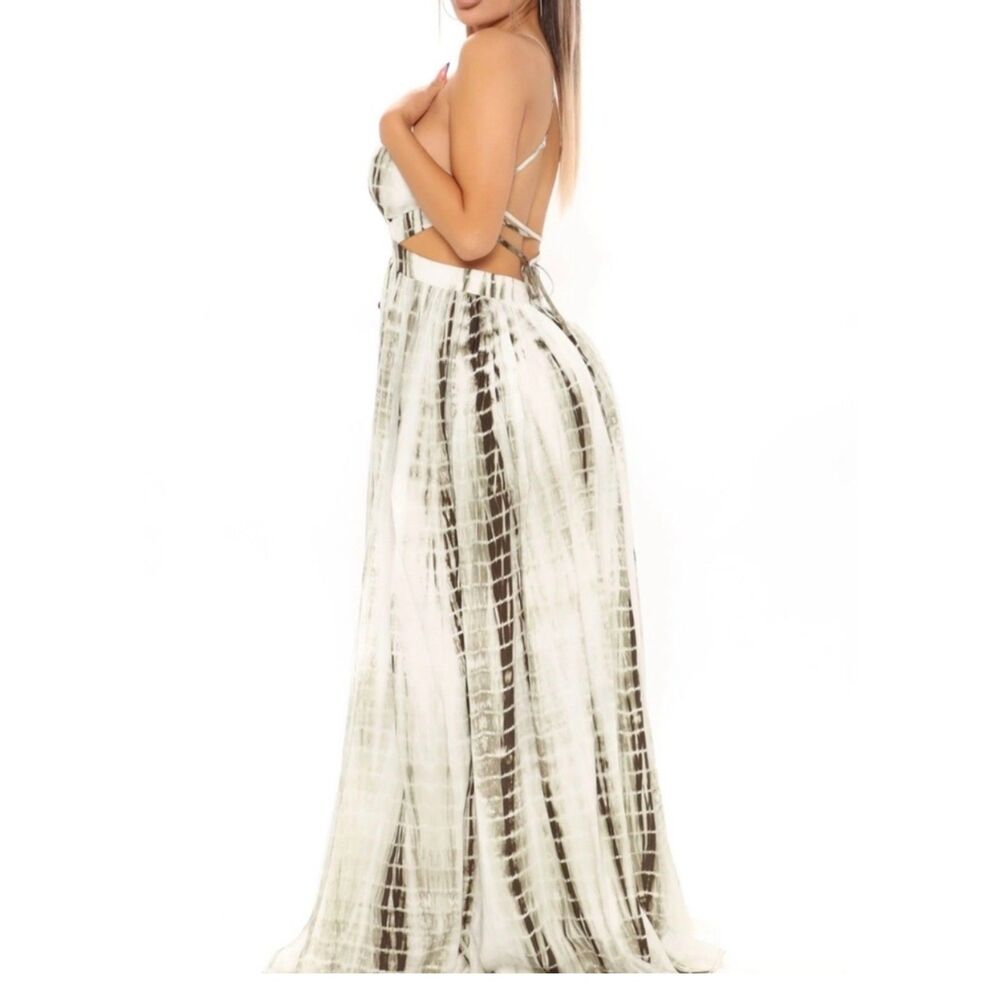 Fashion Nova Carnila Tie Dye Maxi Dress Hunter Size S NWT